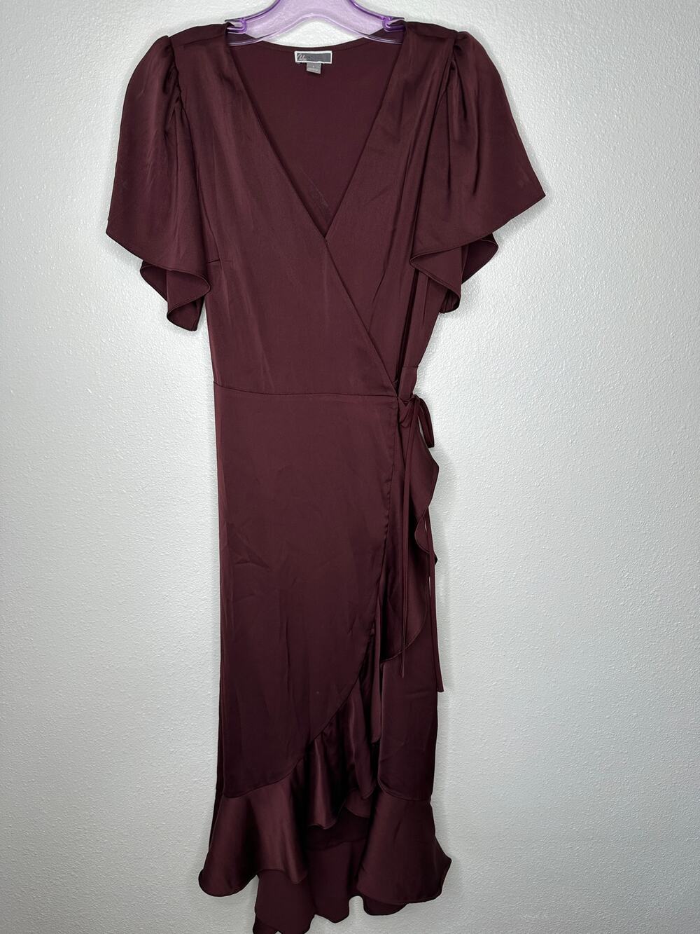 Chelsea28 Burgundy Maroon Flutter Sleeve Ruffle V-Neck Wrap Dress S